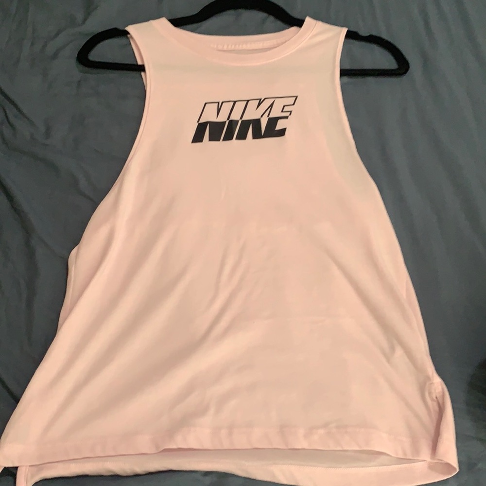 Nike muscle tank